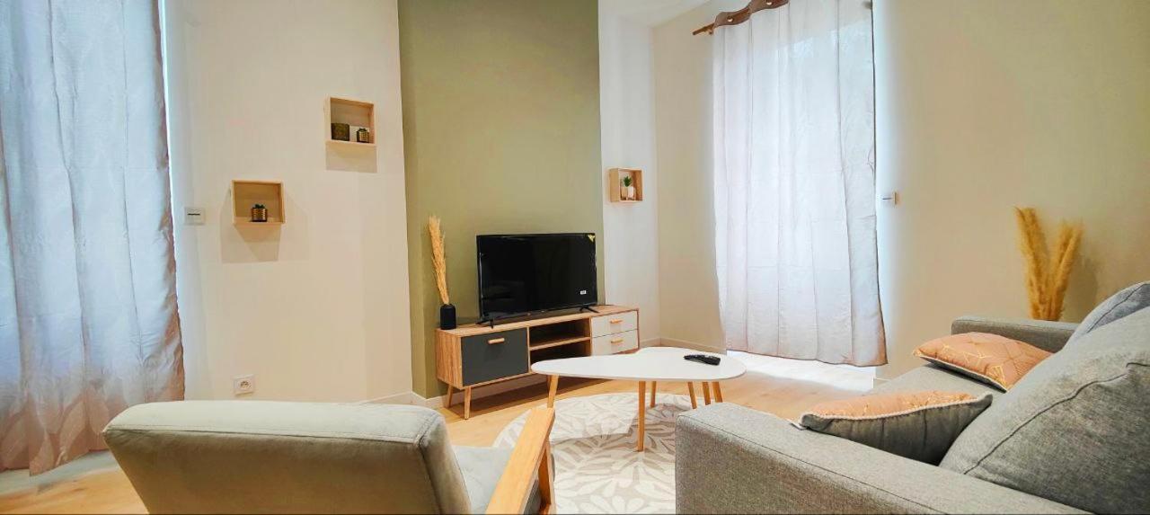 Appartements A Theme Κλερμόν Φεράν Εξωτερικό φωτογραφία