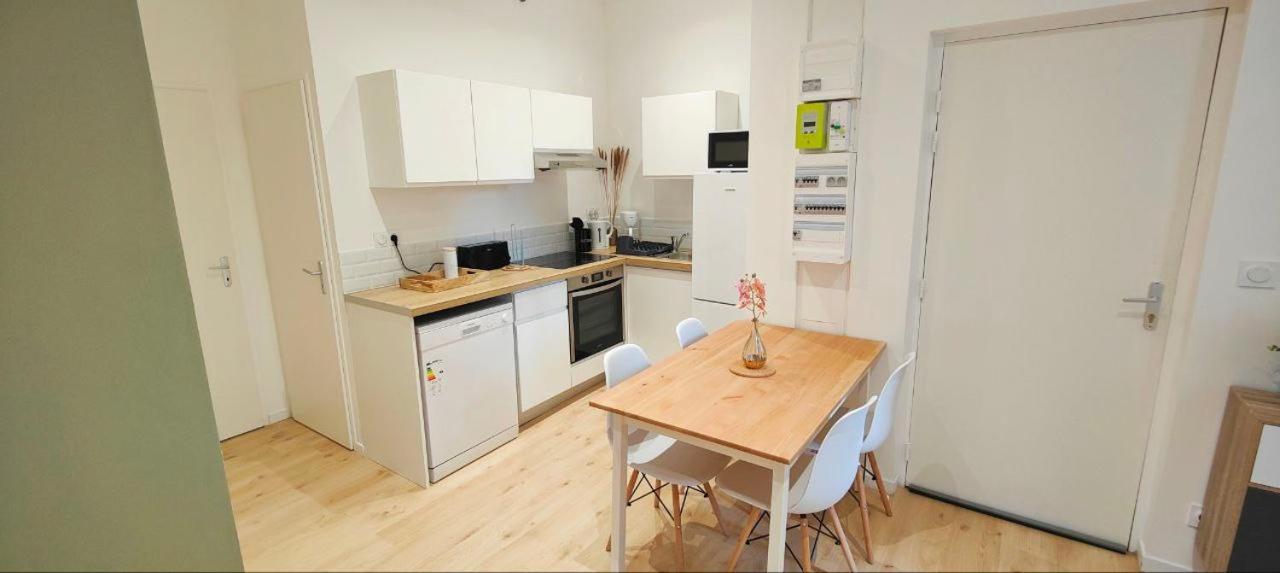 Appartements A Theme Κλερμόν Φεράν Εξωτερικό φωτογραφία