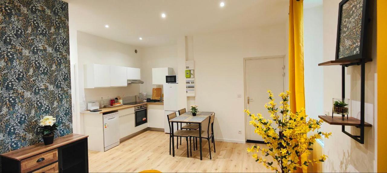 Appartements A Theme Κλερμόν Φεράν Εξωτερικό φωτογραφία