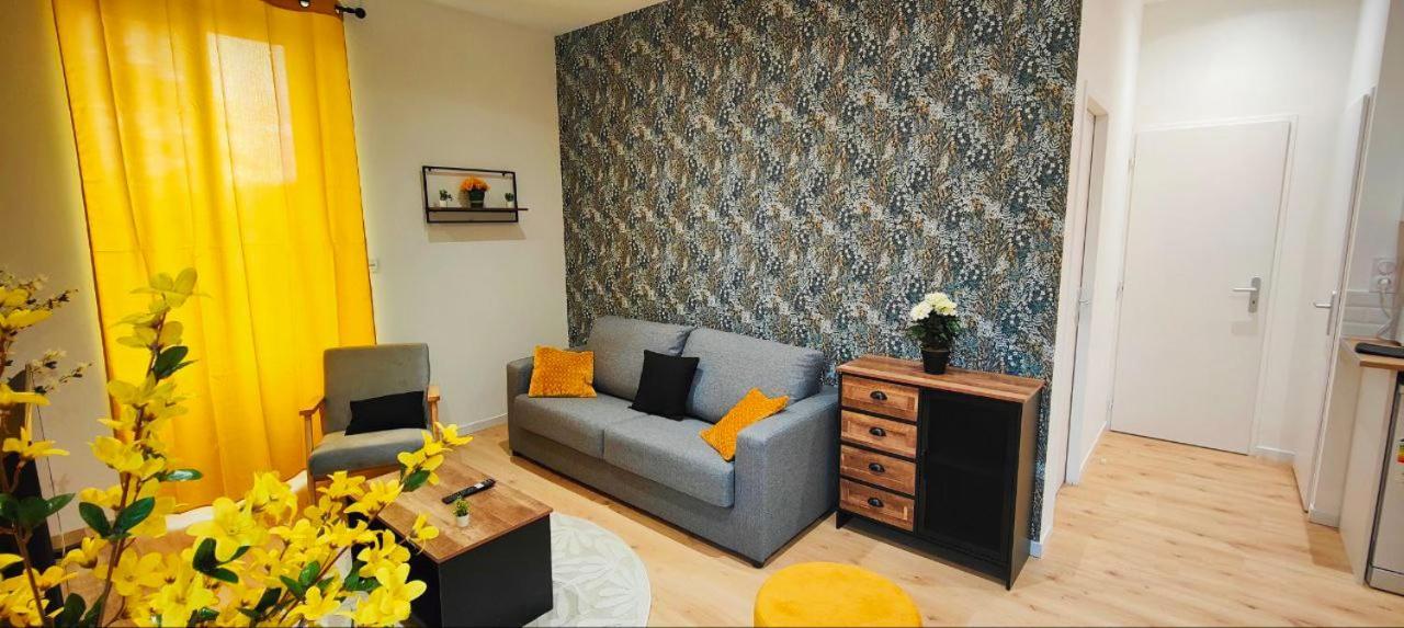 Appartements A Theme Κλερμόν Φεράν Εξωτερικό φωτογραφία