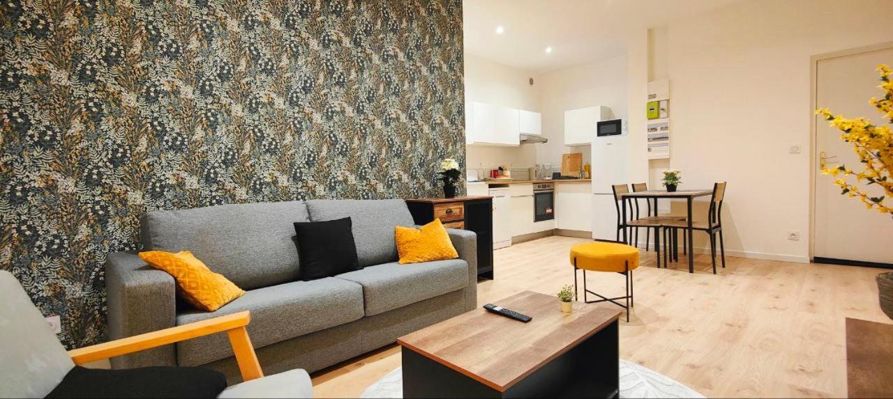 Appartements A Theme Κλερμόν Φεράν Εξωτερικό φωτογραφία