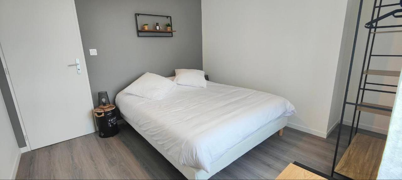 Appartements A Theme Κλερμόν Φεράν Εξωτερικό φωτογραφία