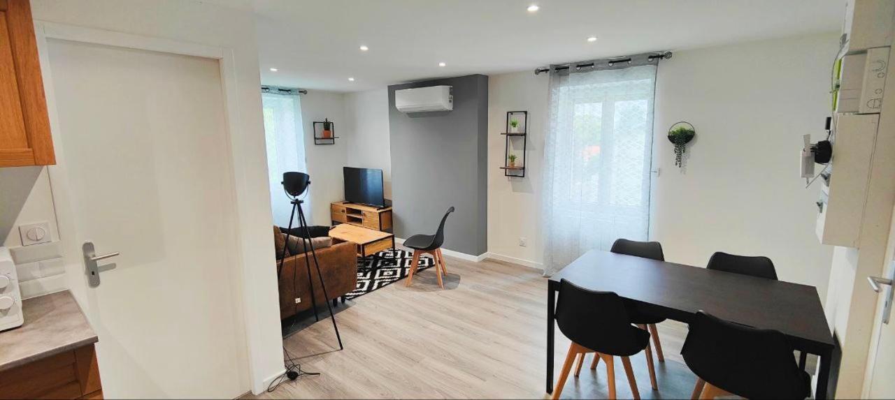 Appartements A Theme Κλερμόν Φεράν Εξωτερικό φωτογραφία