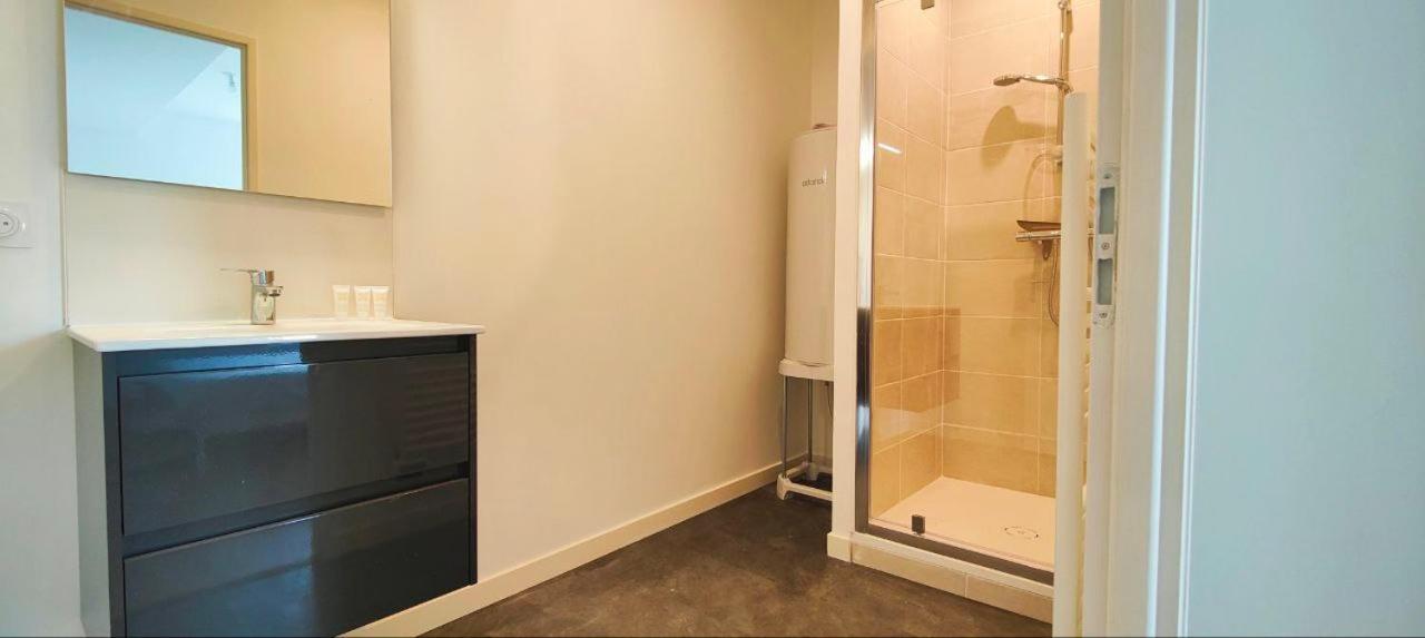 Appartements A Theme Κλερμόν Φεράν Εξωτερικό φωτογραφία